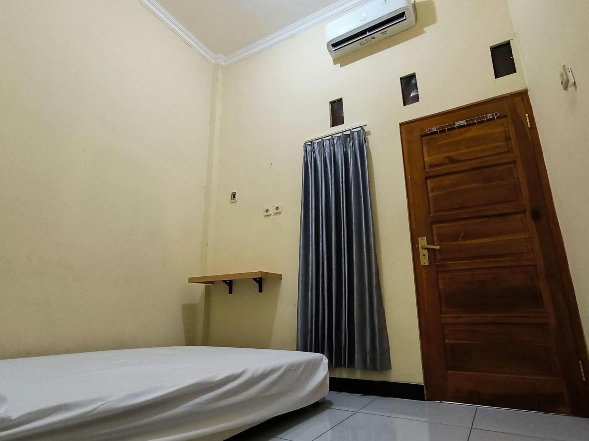 Nn Guesthouse Solo Zewnętrze zdjęcie
