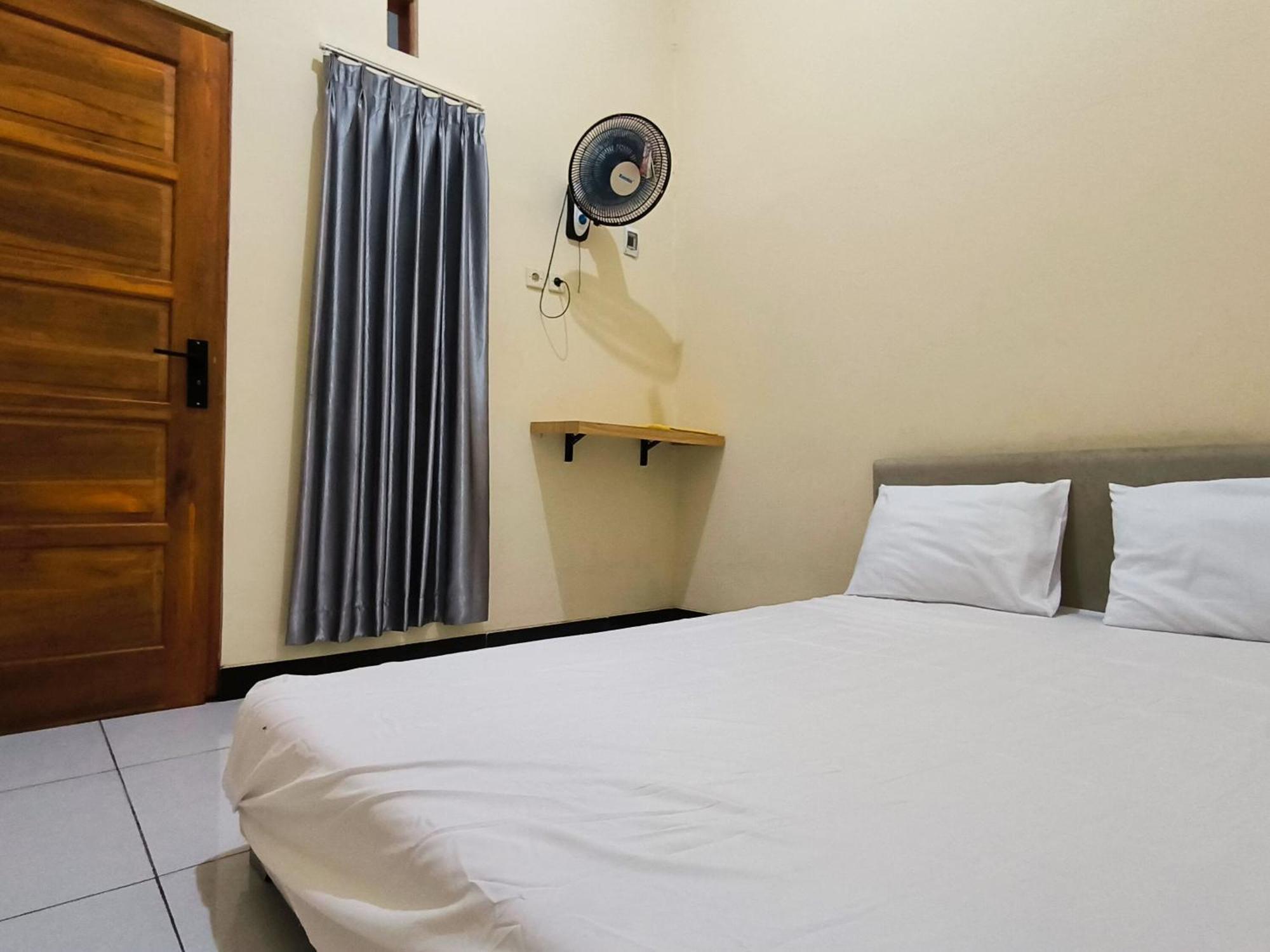 Nn Guesthouse Solo Zewnętrze zdjęcie