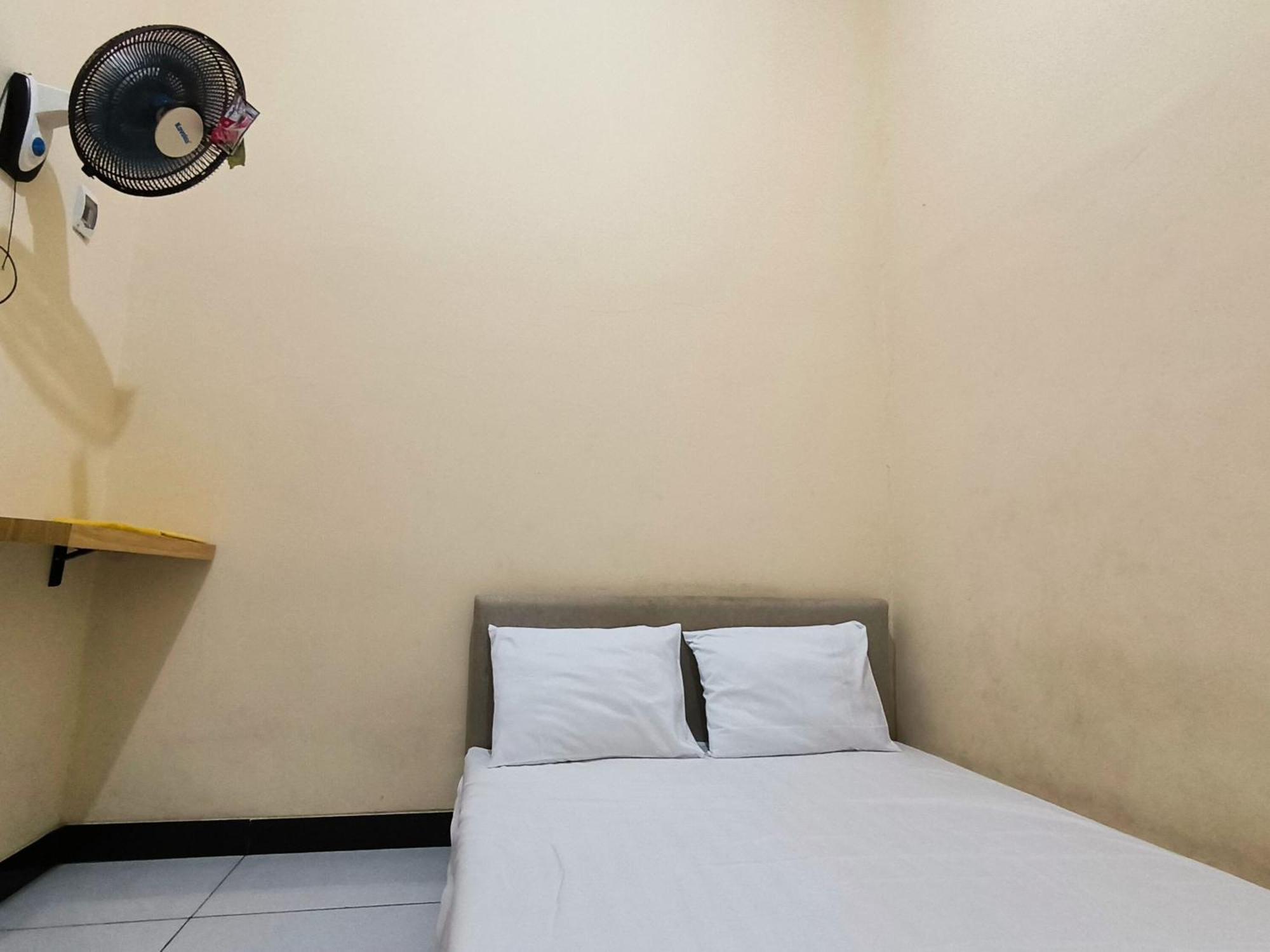 Nn Guesthouse Solo Zewnętrze zdjęcie