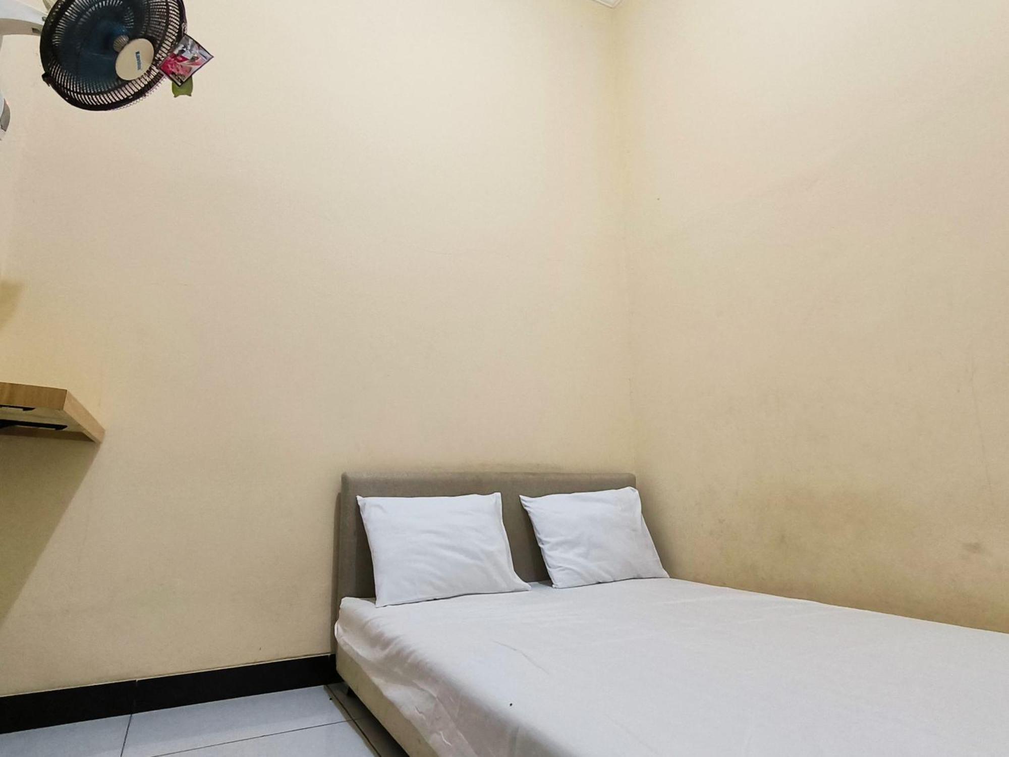 Nn Guesthouse Solo Zewnętrze zdjęcie