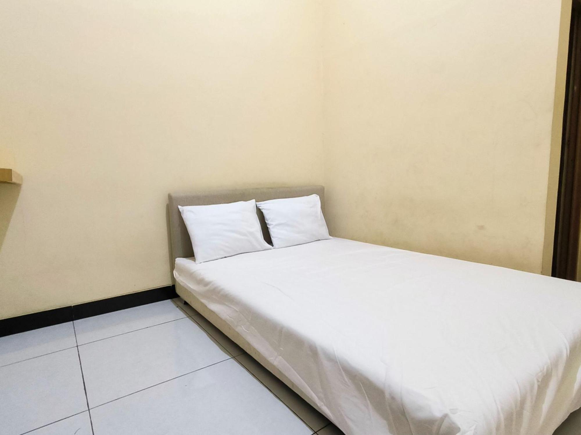 Nn Guesthouse Solo Zewnętrze zdjęcie