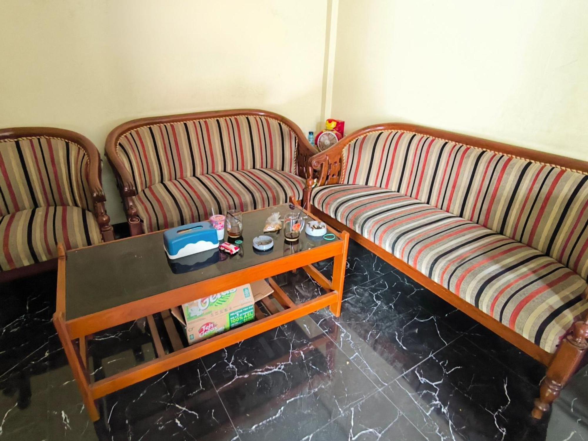 Nn Guesthouse Solo Zewnętrze zdjęcie