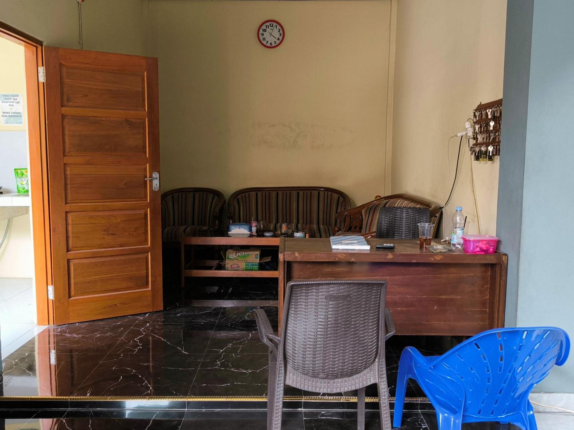 Nn Guesthouse Solo Zewnętrze zdjęcie