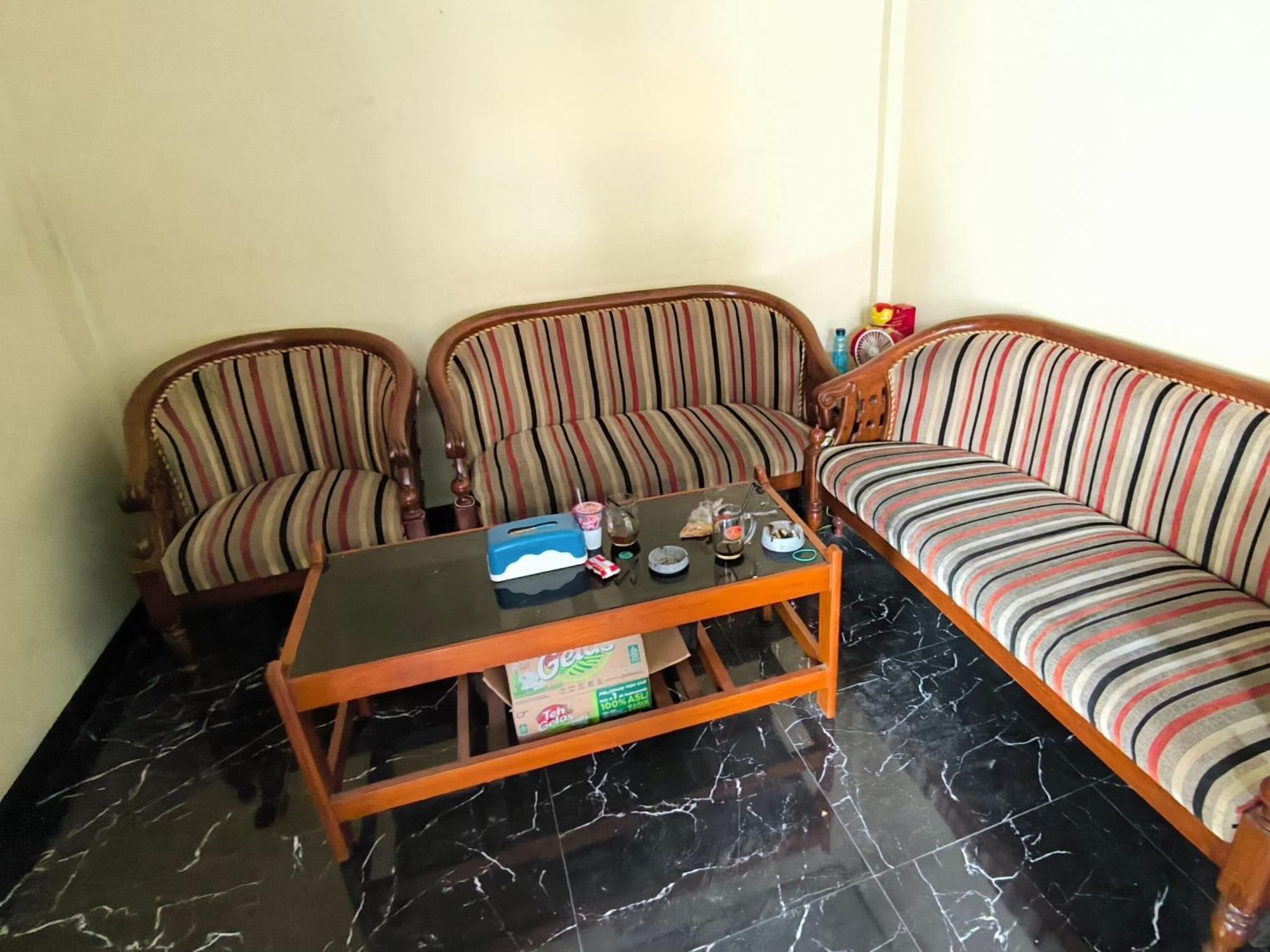 Nn Guesthouse Solo Zewnętrze zdjęcie